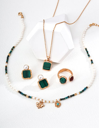 Elegant Malachite Pendant Necklace in 925 Sterling Silver – Minimalist Natural Gemstone Jewelry for Women
