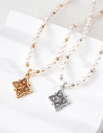 Natural Pearl Four-Leaf Clover Necklace in 925 Sterling Silver – Lucky Elegant Jewelry for Women