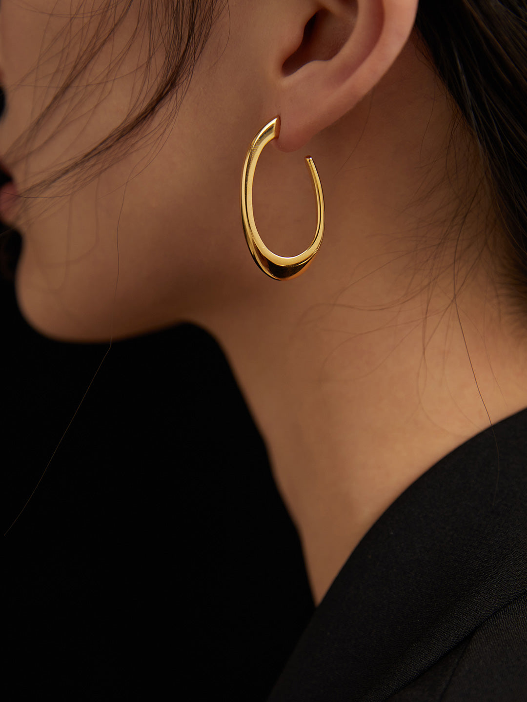 Minimalist Curved Line Earrings in 925 Sterling Silver – Modern Elegant Jewelry for Women