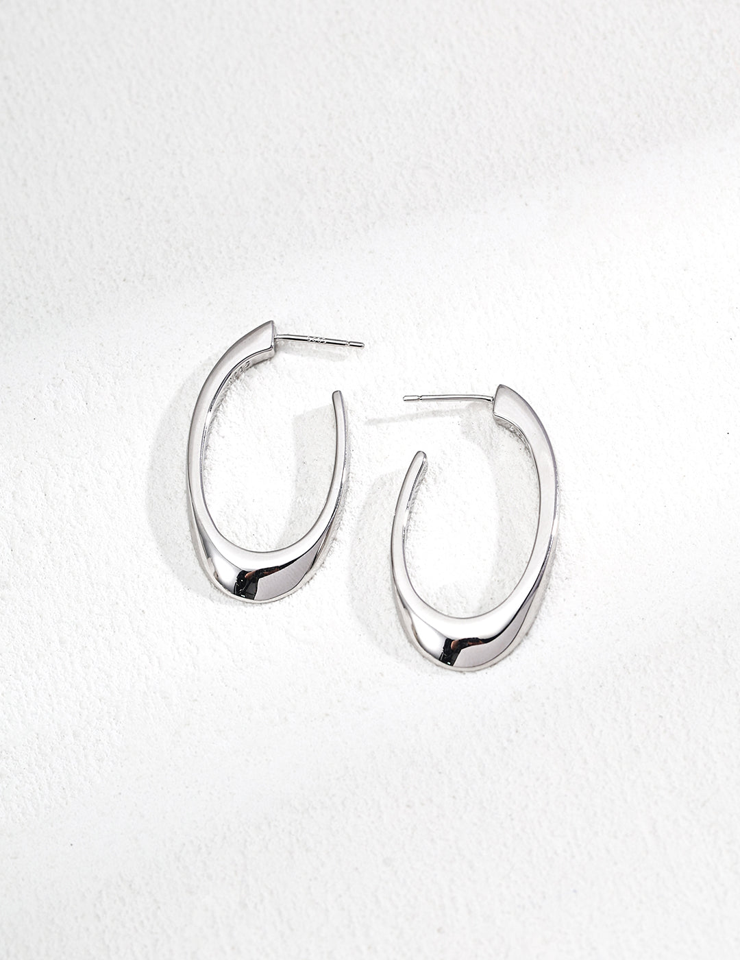 Minimalist Curved Line Earrings in 925 Sterling Silver – Modern Elegant Jewelry for Women